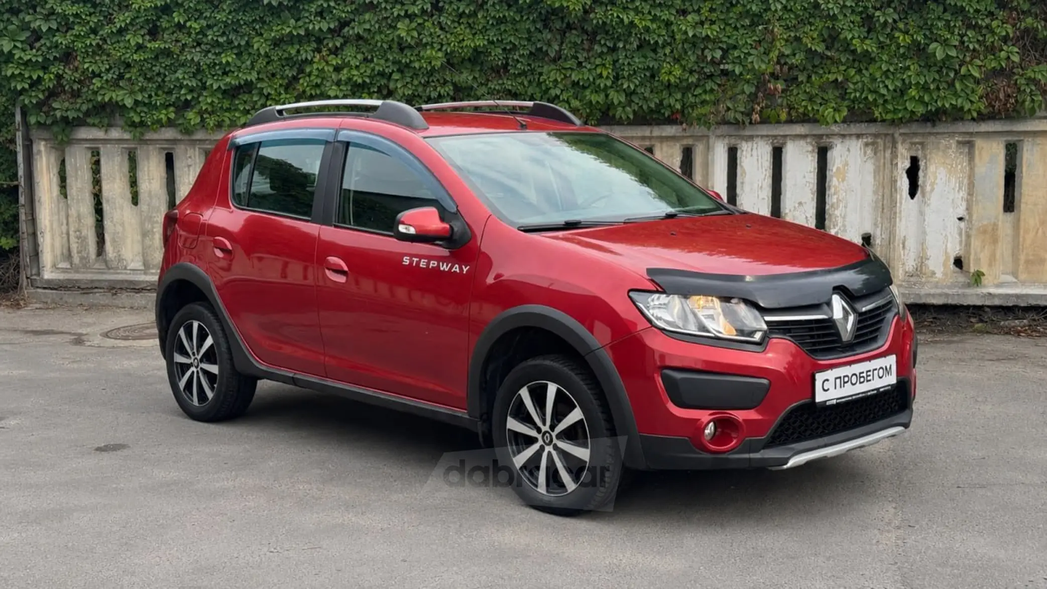  Sandero