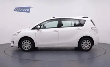 Toyota Verso 2016 года за 35 900 BYN в Минск