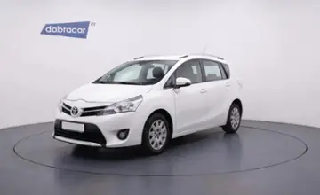 Toyota Verso 2016 года за 35 900 BYN в Минск