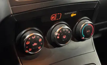 Toyota Verso 2016 года за 35 900 BYN в Минск