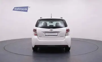 Toyota Verso 2016 года за 35 900 BYN в Минск