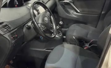 Toyota Verso 2016 года за 35 900 BYN в Минск