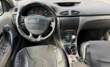 Renault Laguna 2002 года за 7 600 BYN в Минск