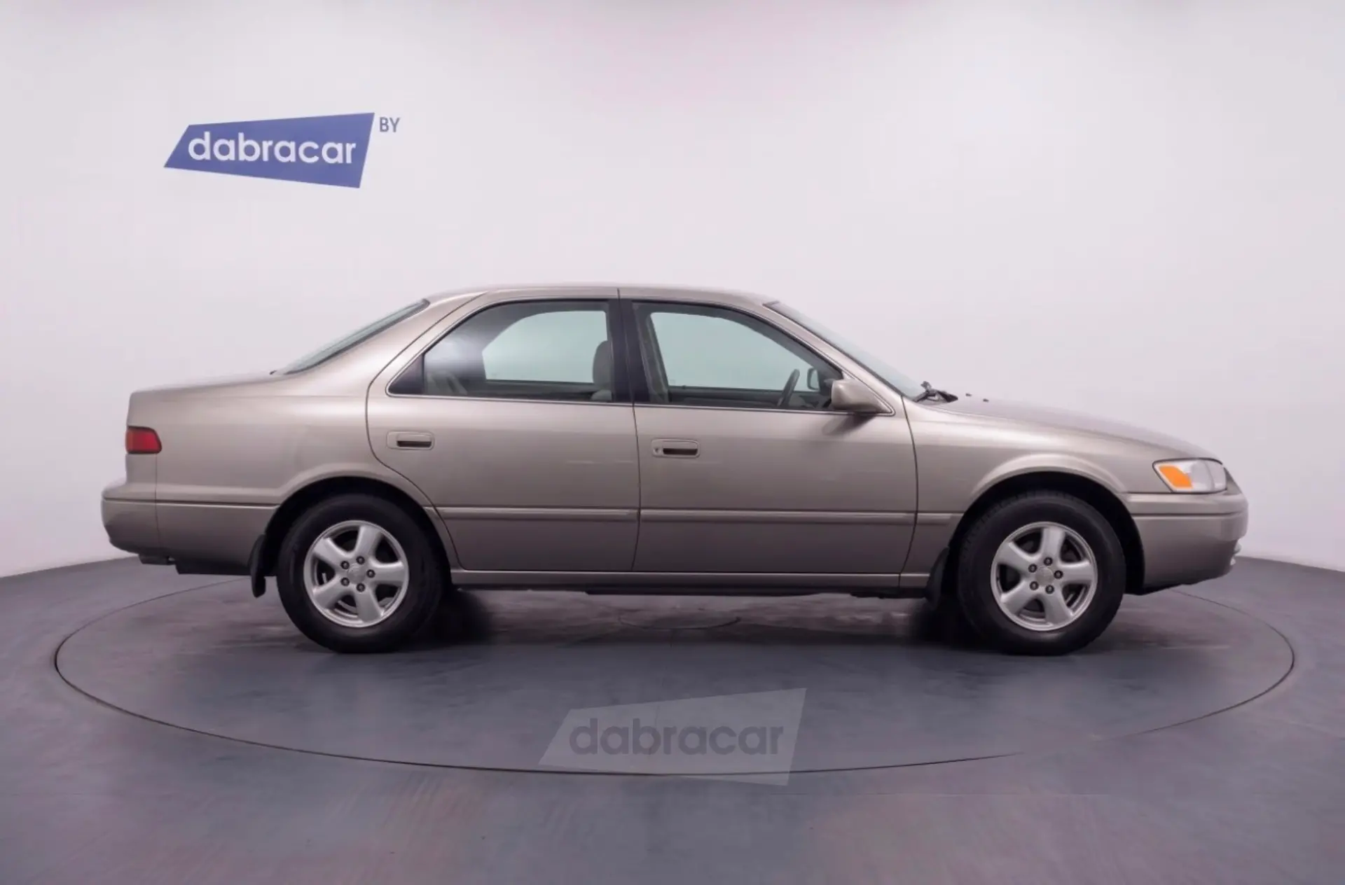  Camry