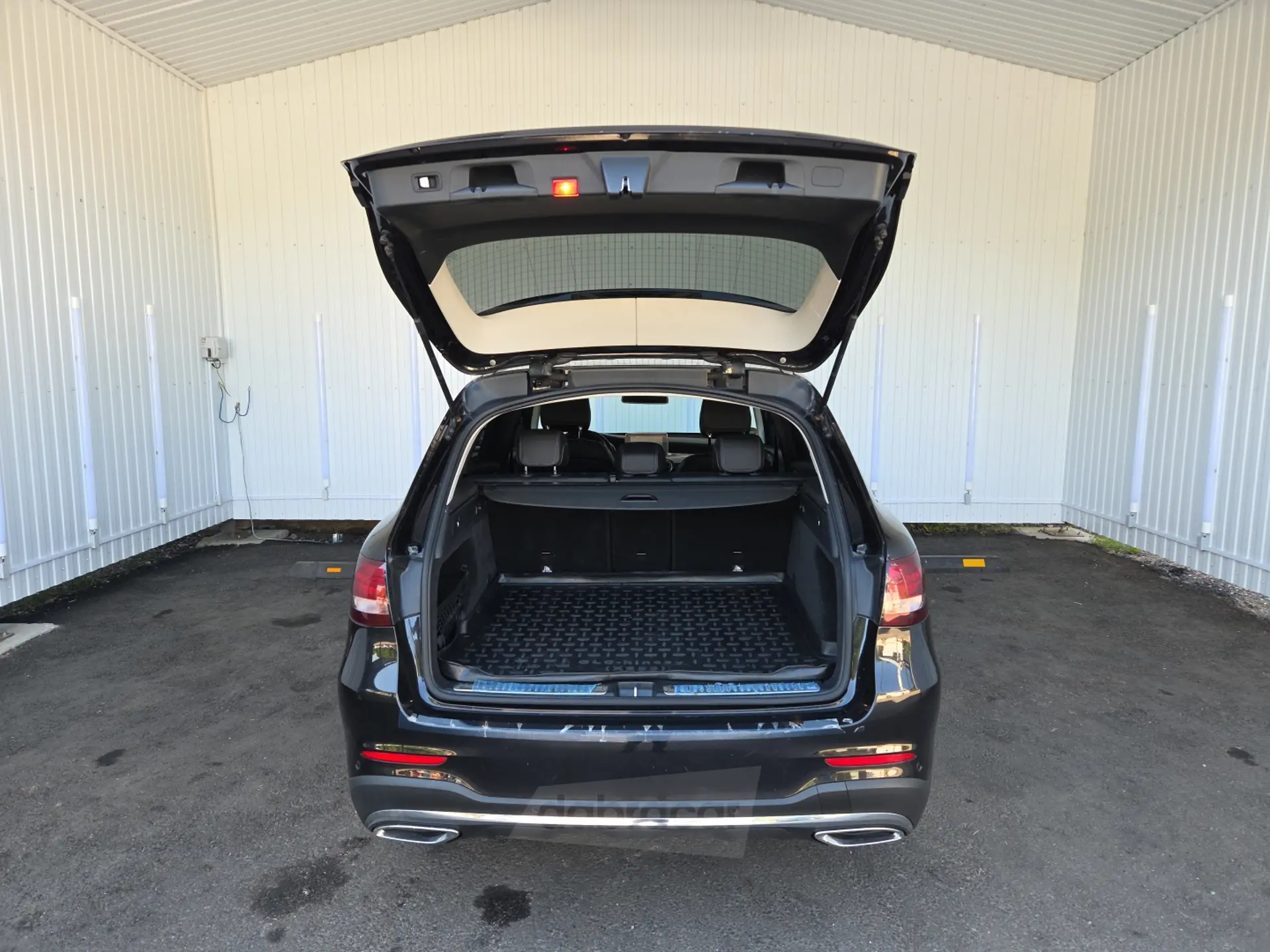  GLC