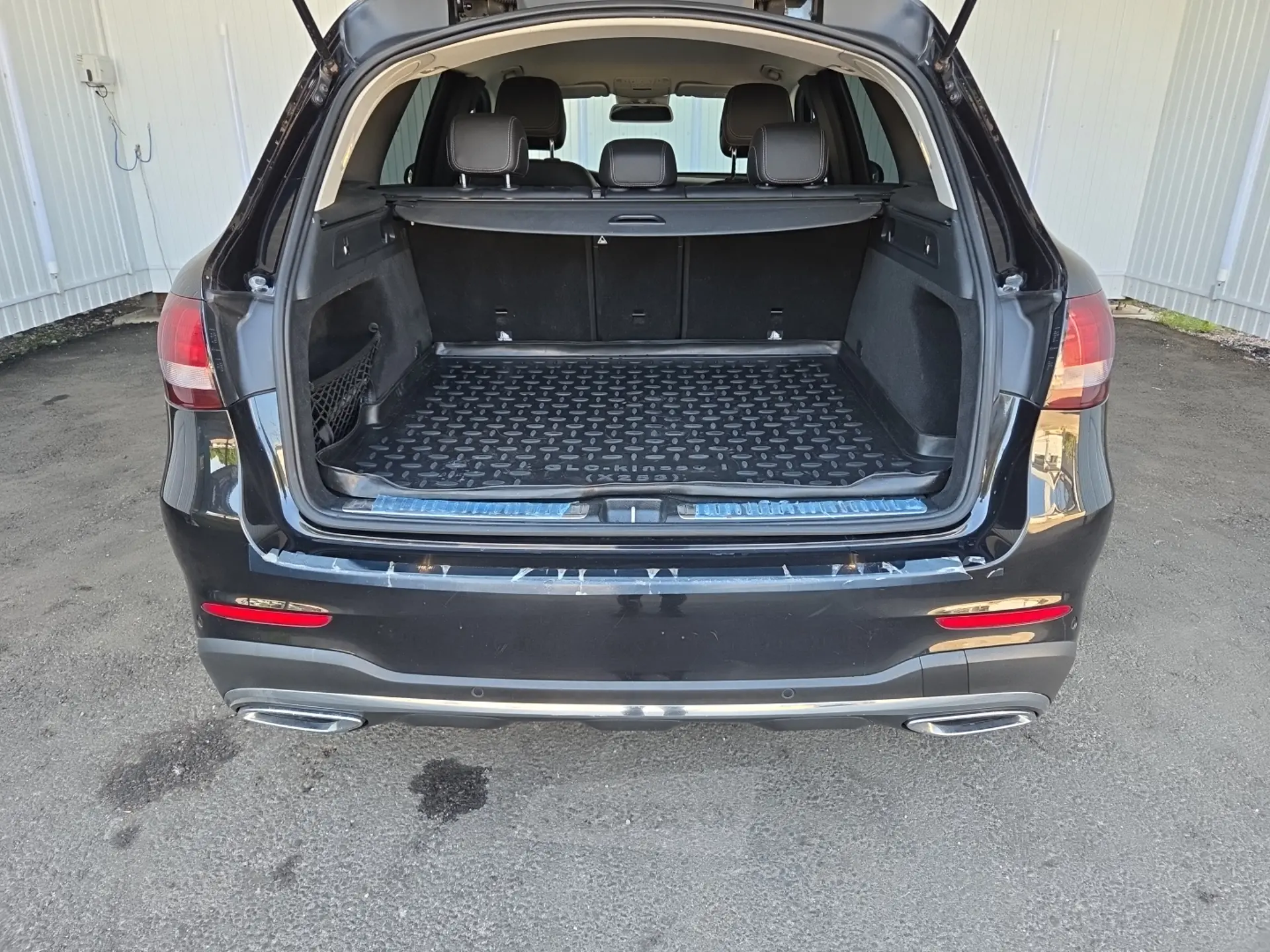  GLC