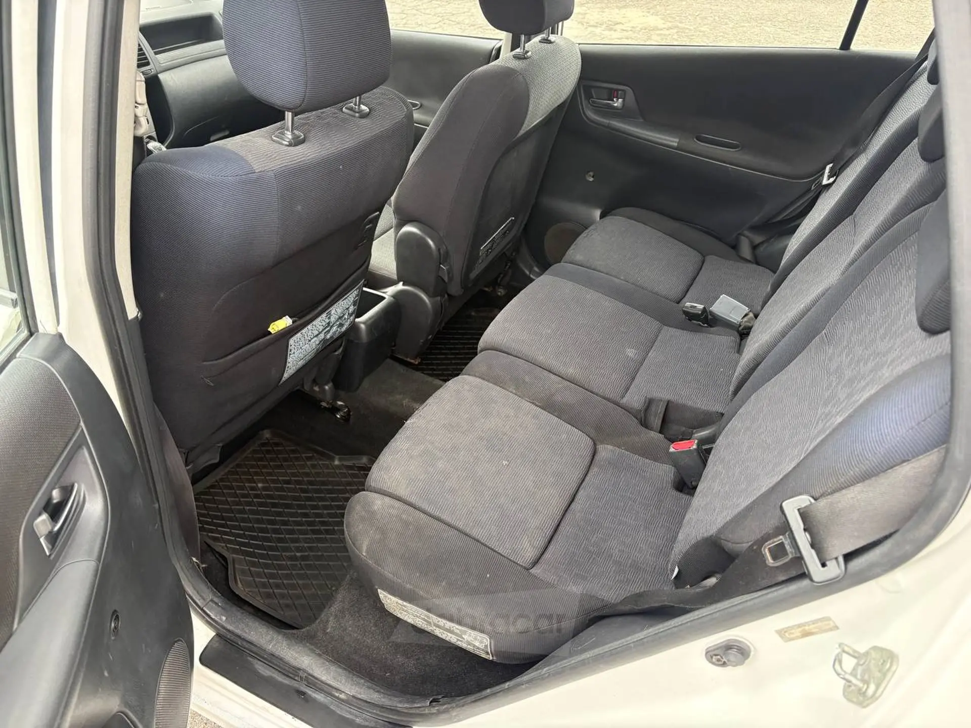  Corolla Verso