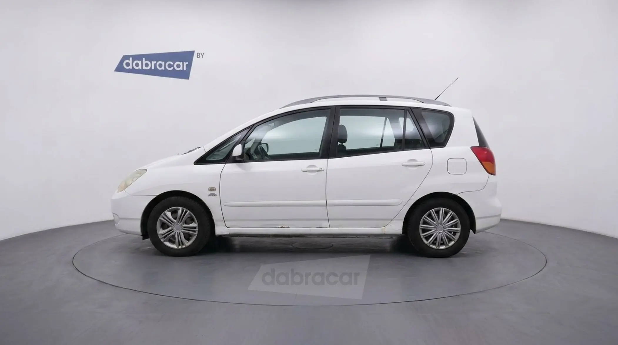  Corolla Verso