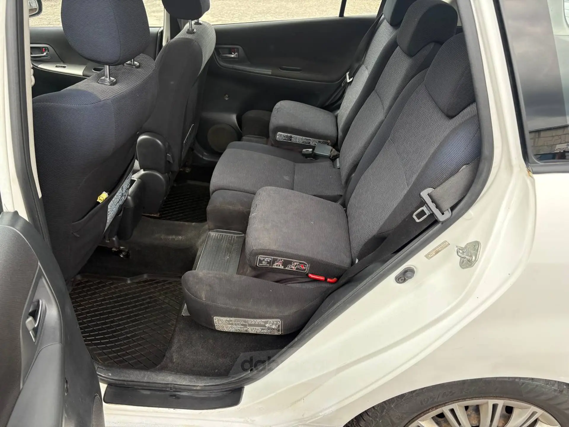  Corolla Verso