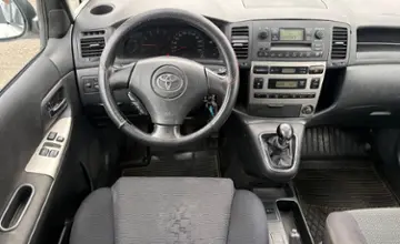 Toyota Corolla Verso 2003 года за 13 500 BYN в Гродно