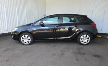 Opel Astra 2011 года за 15 490 BYN в Минск