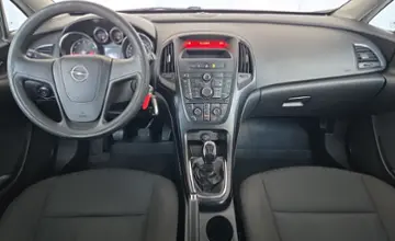 Opel Astra 2011 года за 15 490 BYN в Минск