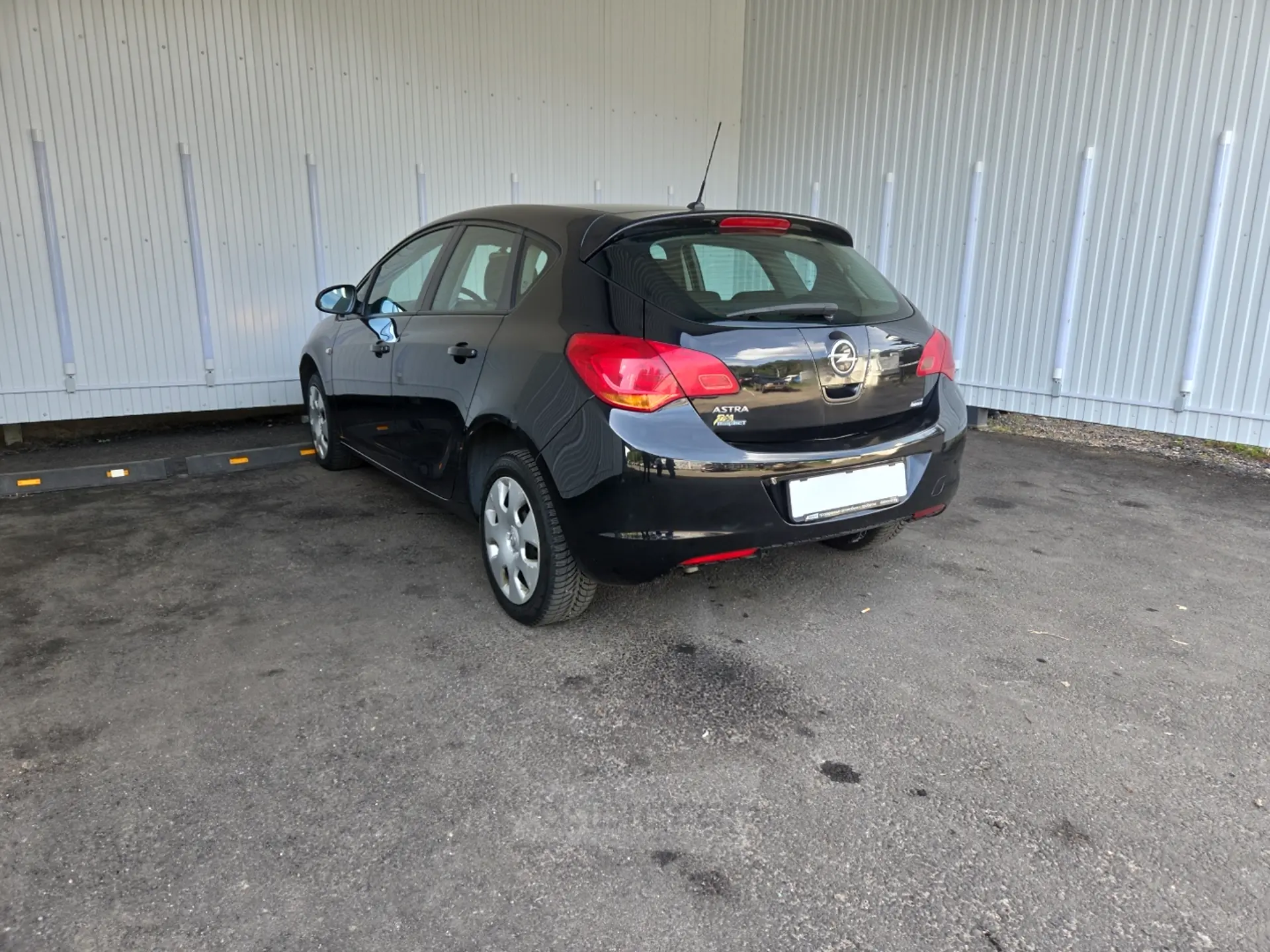  Astra