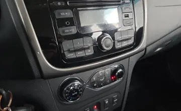 Renault Sandero 2016 года за 25 800 BYN в Минск