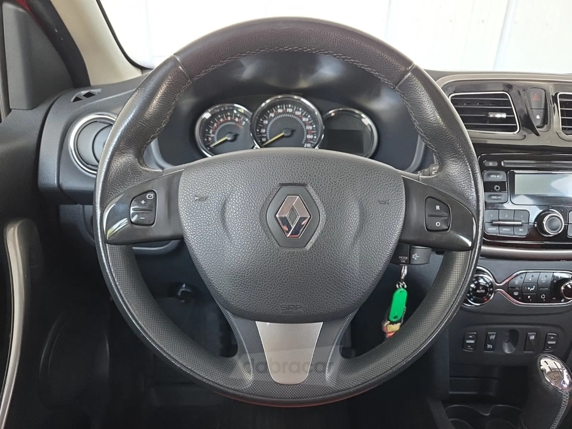  Sandero