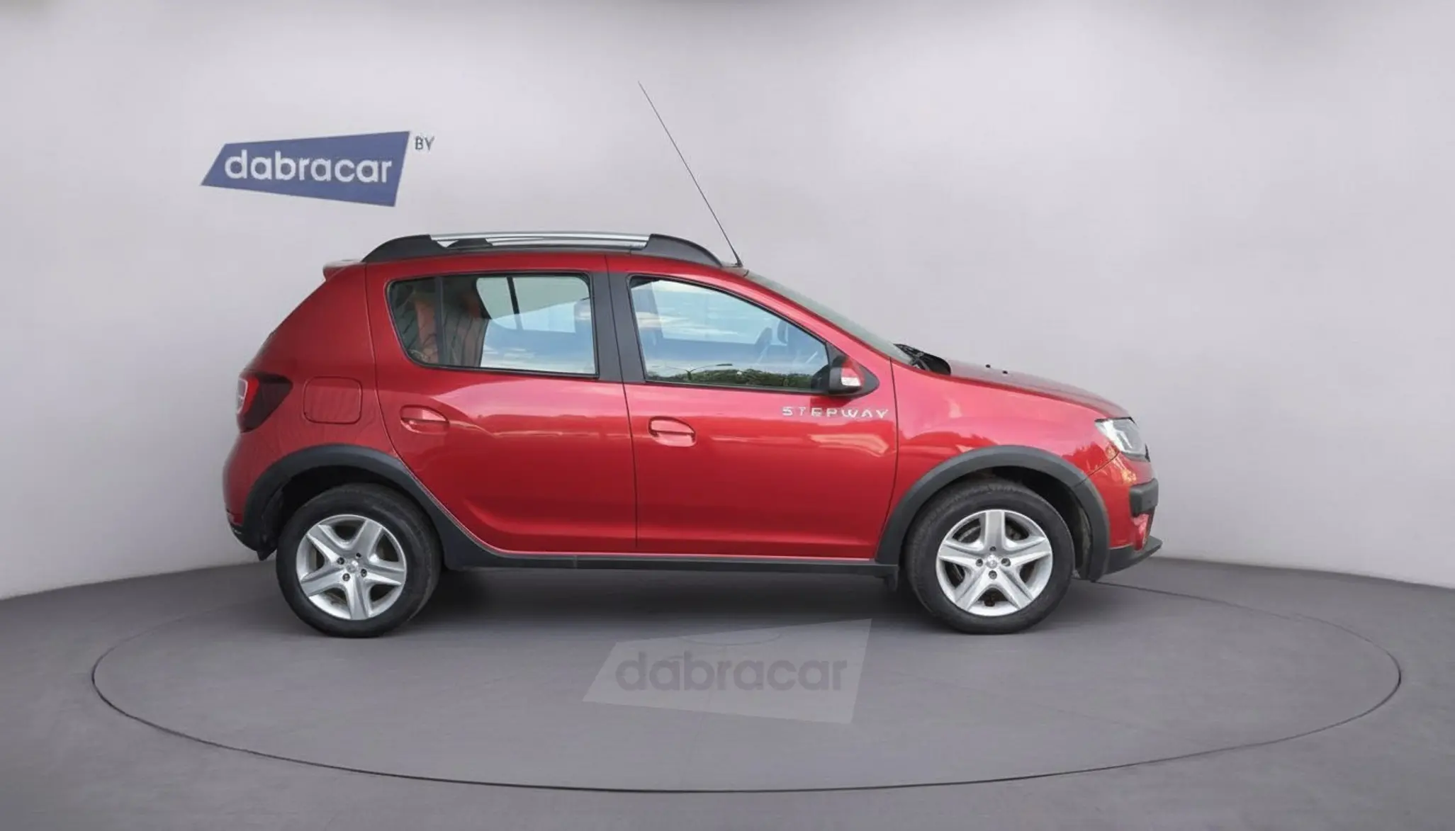  Sandero