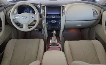 Infiniti QX70 2014 года за 65 500 BYN в Минск