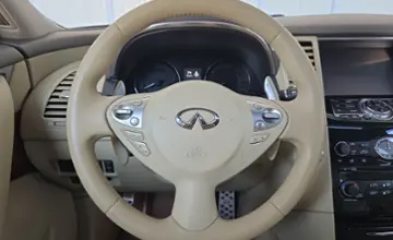 Infiniti QX70 2014 года за 65 500 BYN в Минск