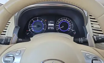 Infiniti QX70 2014 года за 65 500 BYN в Минск