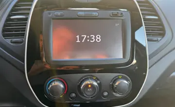 Renault Captur 2018 года за 41 490 BYN в Гомель