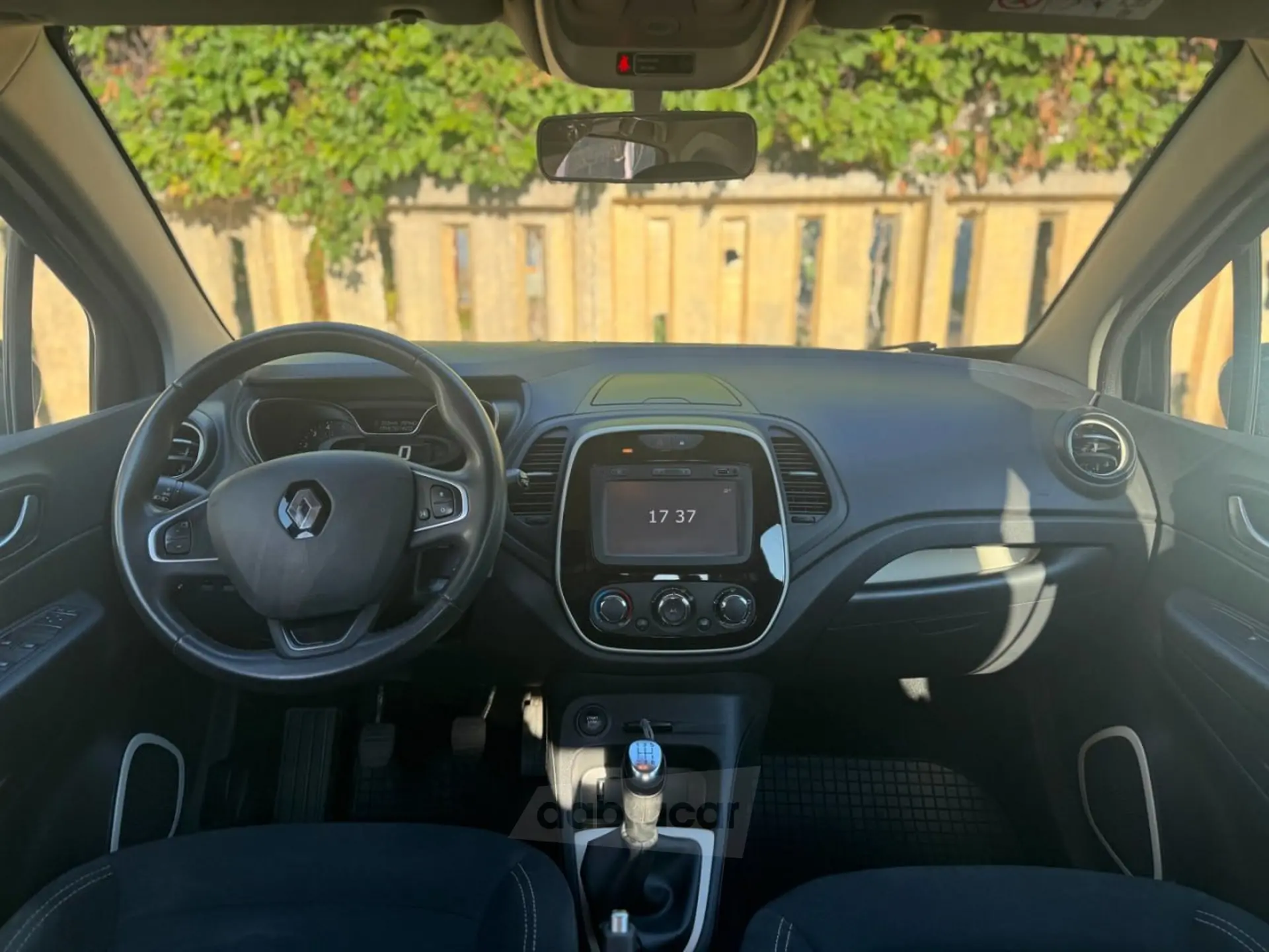  Captur