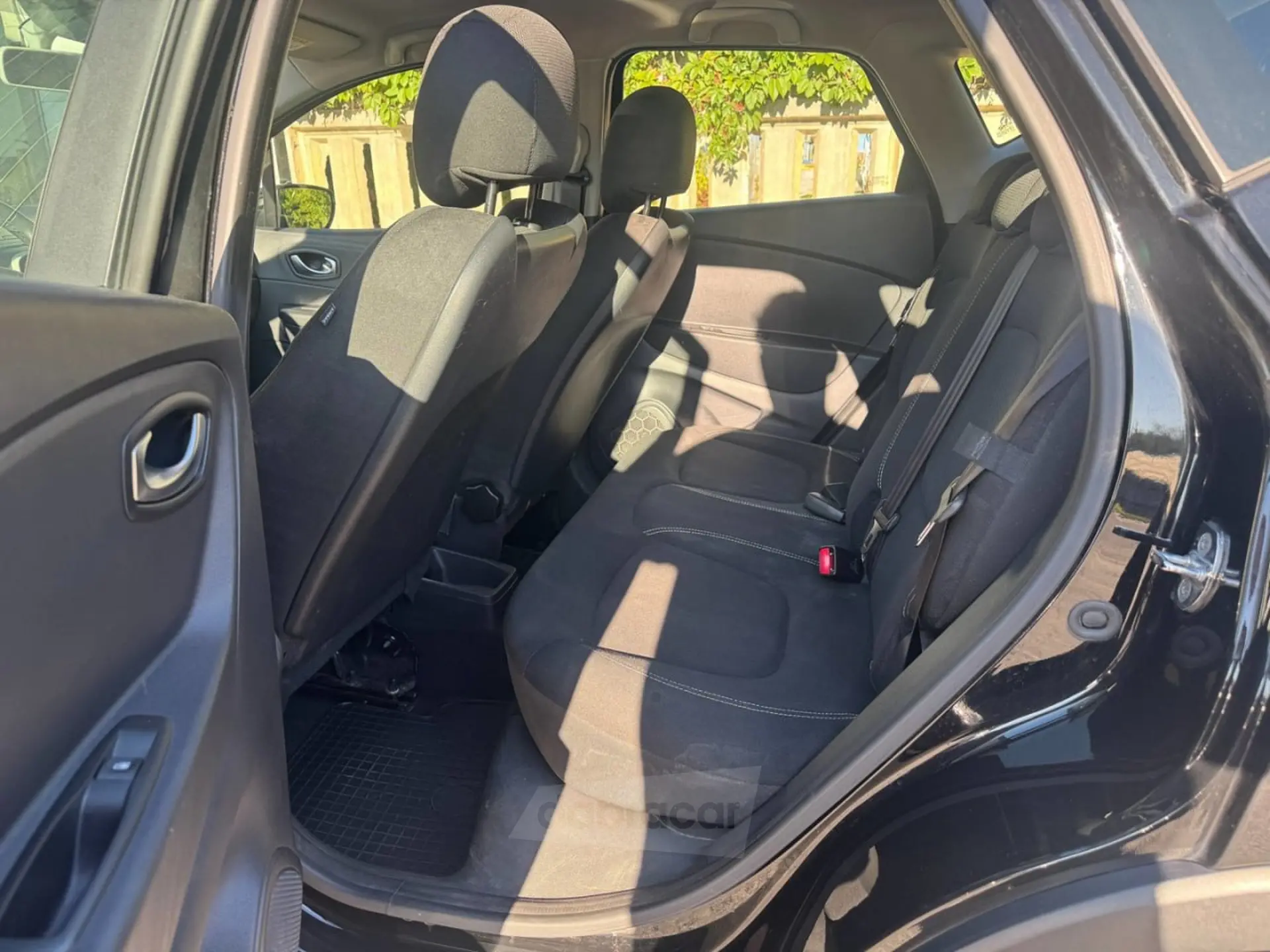  Captur