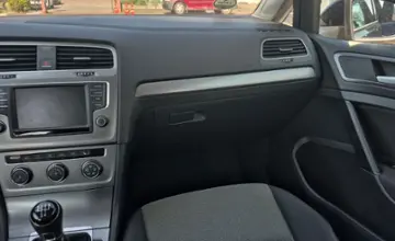 Volkswagen Golf 2016 года за 33 090 BYN в Могилев