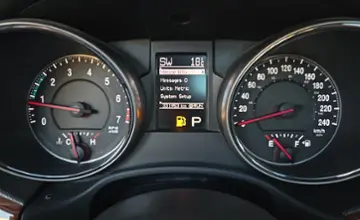 Jeep Grand Cherokee 2010 года за 40 100 BYN в Минск