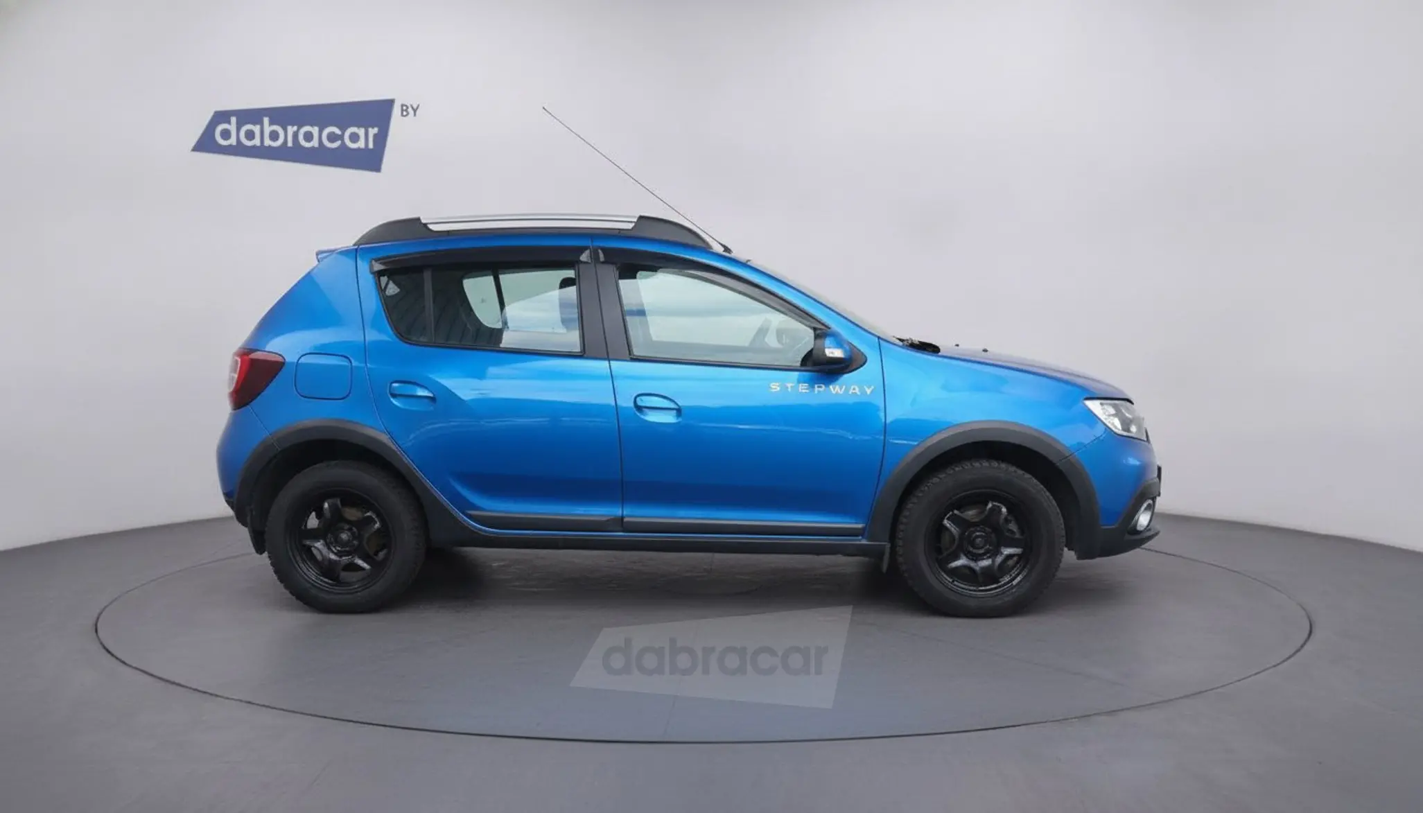  Sandero