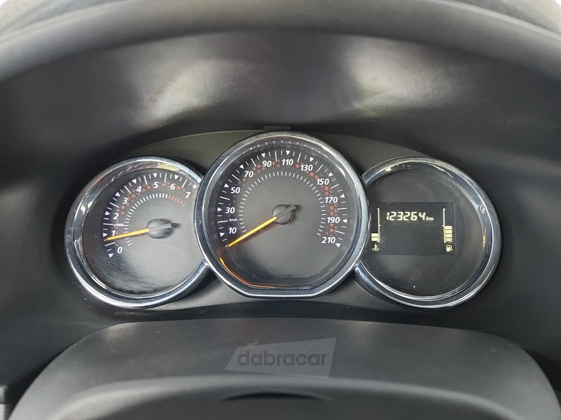  Sandero