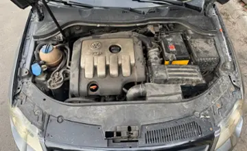 Volkswagen Passat 2005 года за 24 690 BYN в Гомель