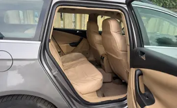 Volkswagen Passat 2005 года за 24 690 BYN в Гомель