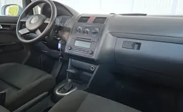 Volkswagen Touran 2004 года за 15 490 BYN в Минск