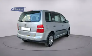 Volkswagen Touran 2004 года за 15 490 BYN в Минск