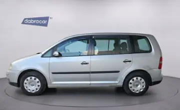 Volkswagen Touran 2004 года за 15 490 BYN в Минск