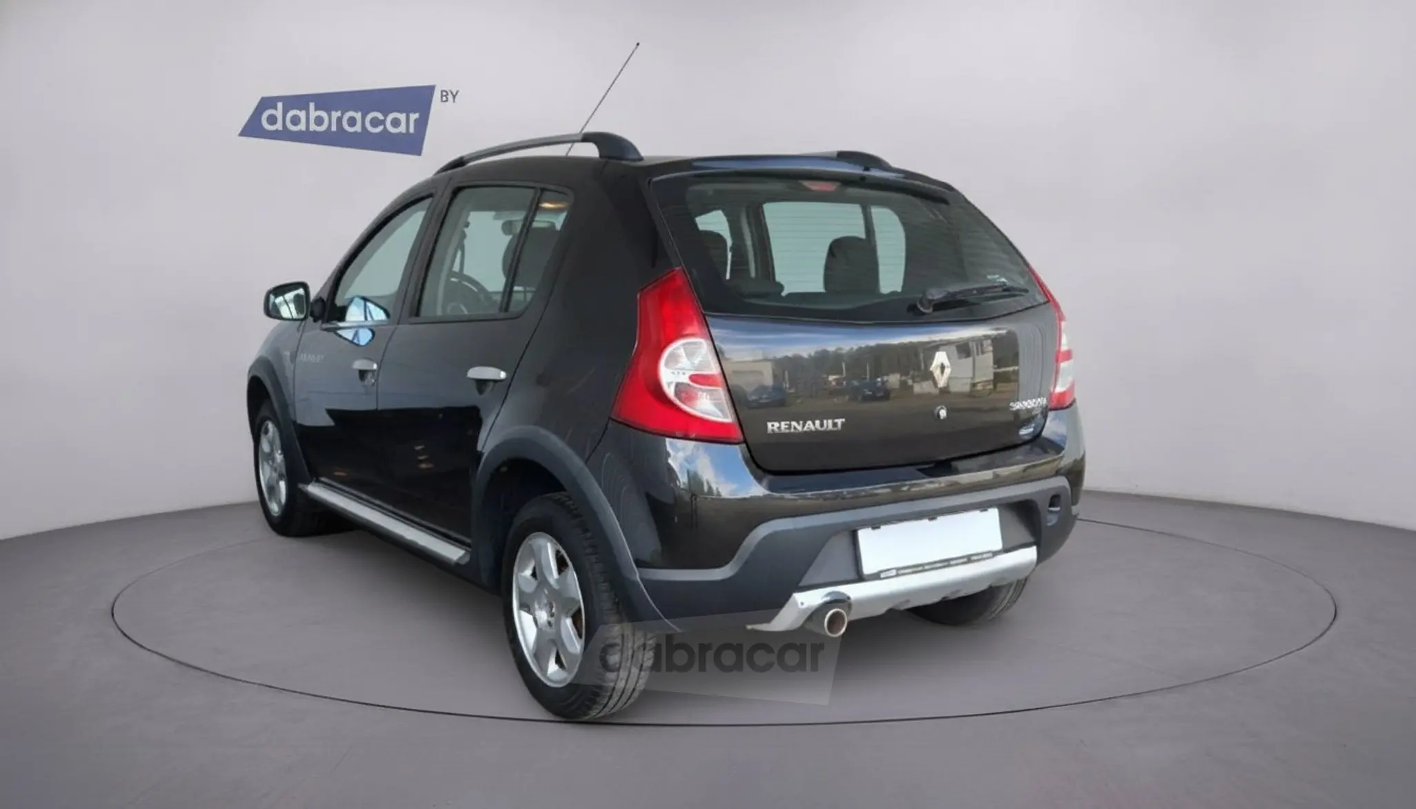  Sandero