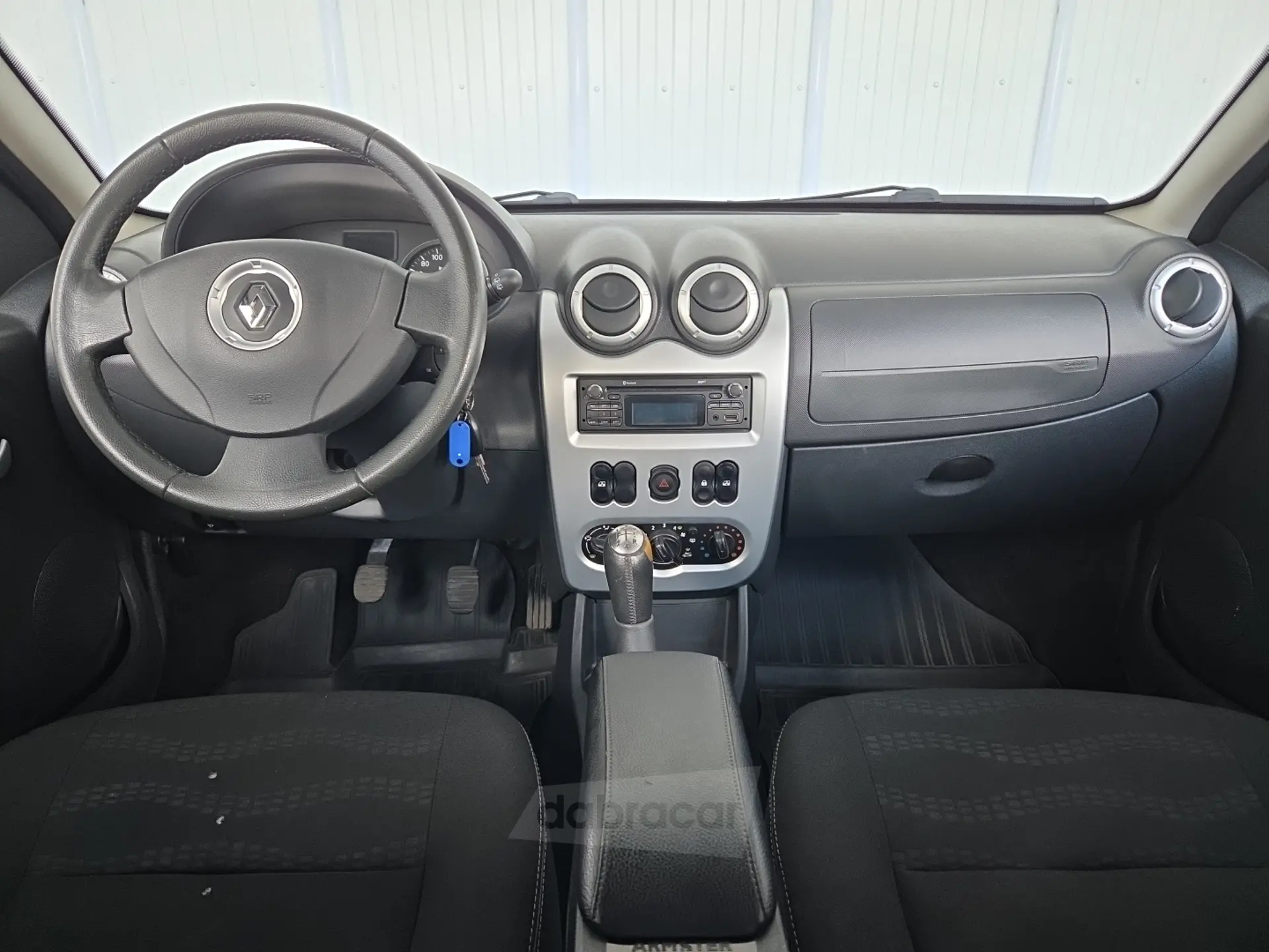  Sandero