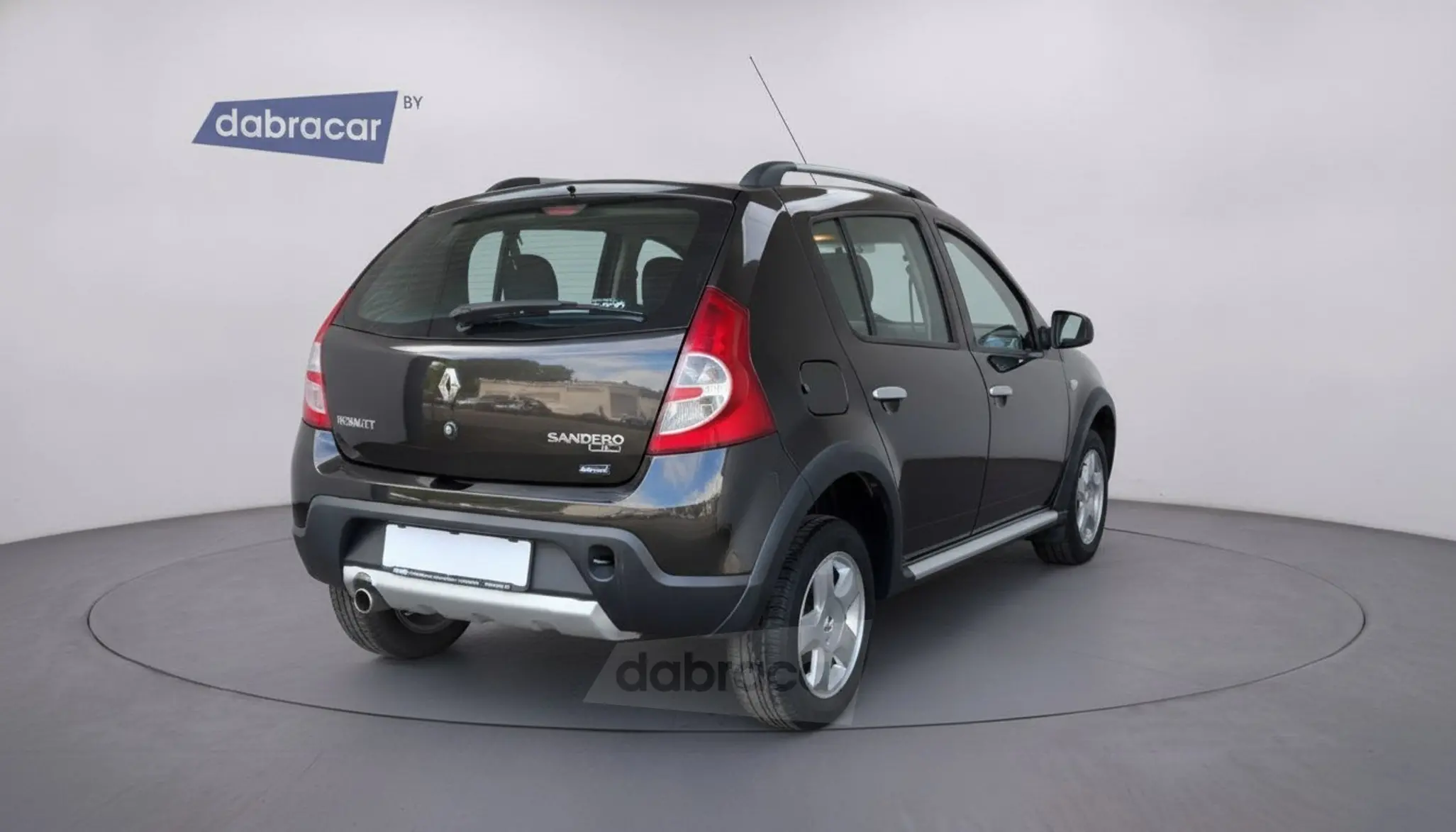  Sandero