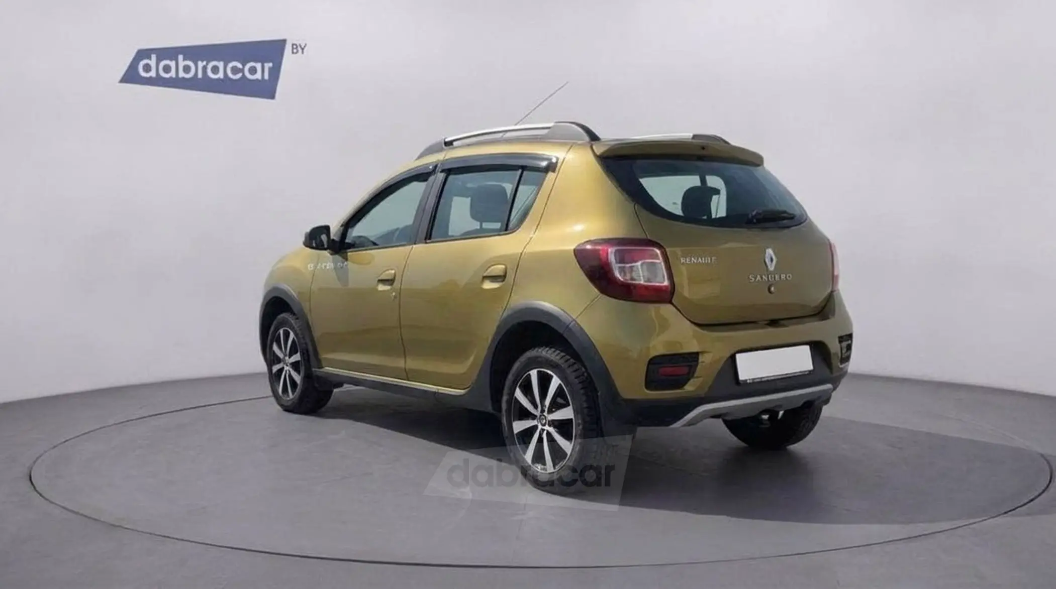  Sandero