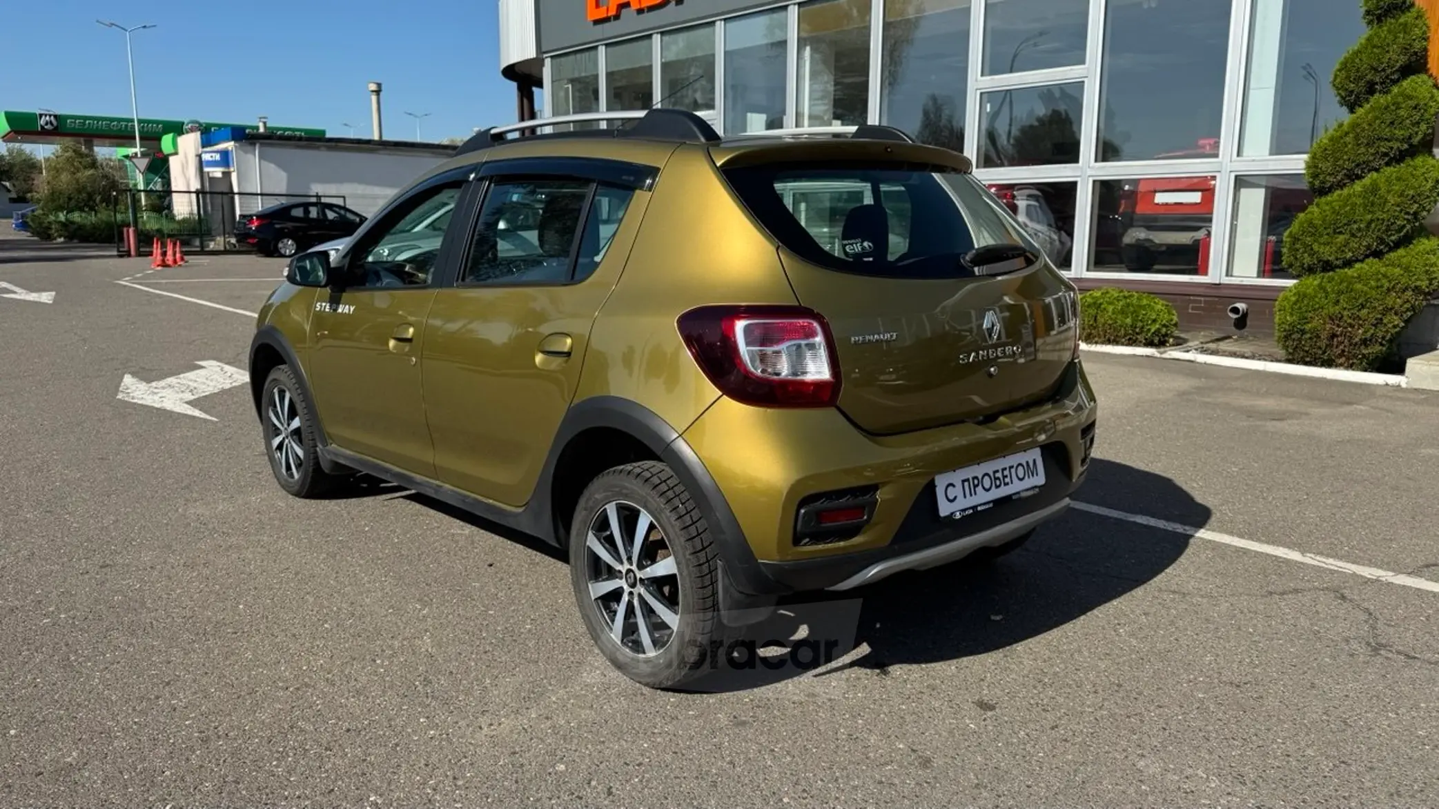  Sandero