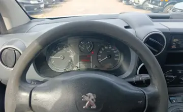 Peugeot Partner 2014 года за 22 500 BYN в Минск