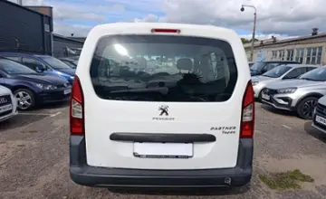 Peugeot Partner 2014 года за 22 500 BYN в Минск