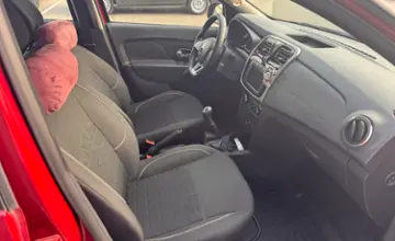Renault Sandero 2019 года за 33 300 BYN в Брест