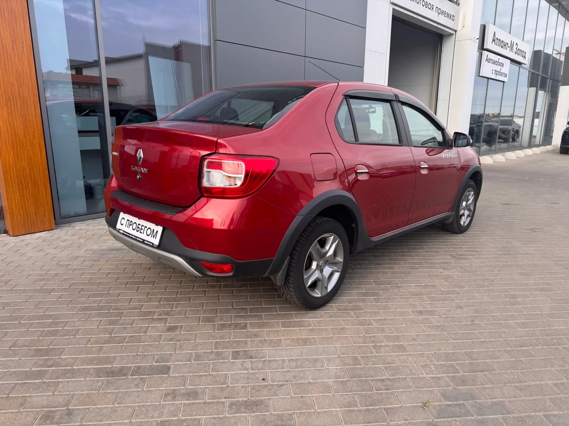  Sandero