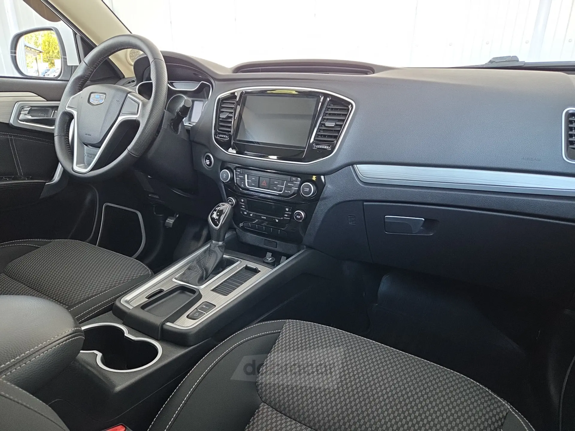  Emgrand X7