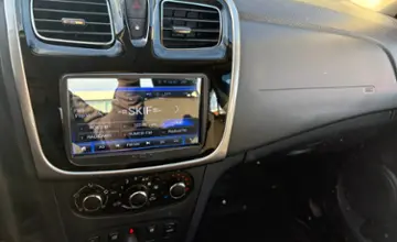 Renault Logan 2018 года за 27 090 BYN в Витебск
