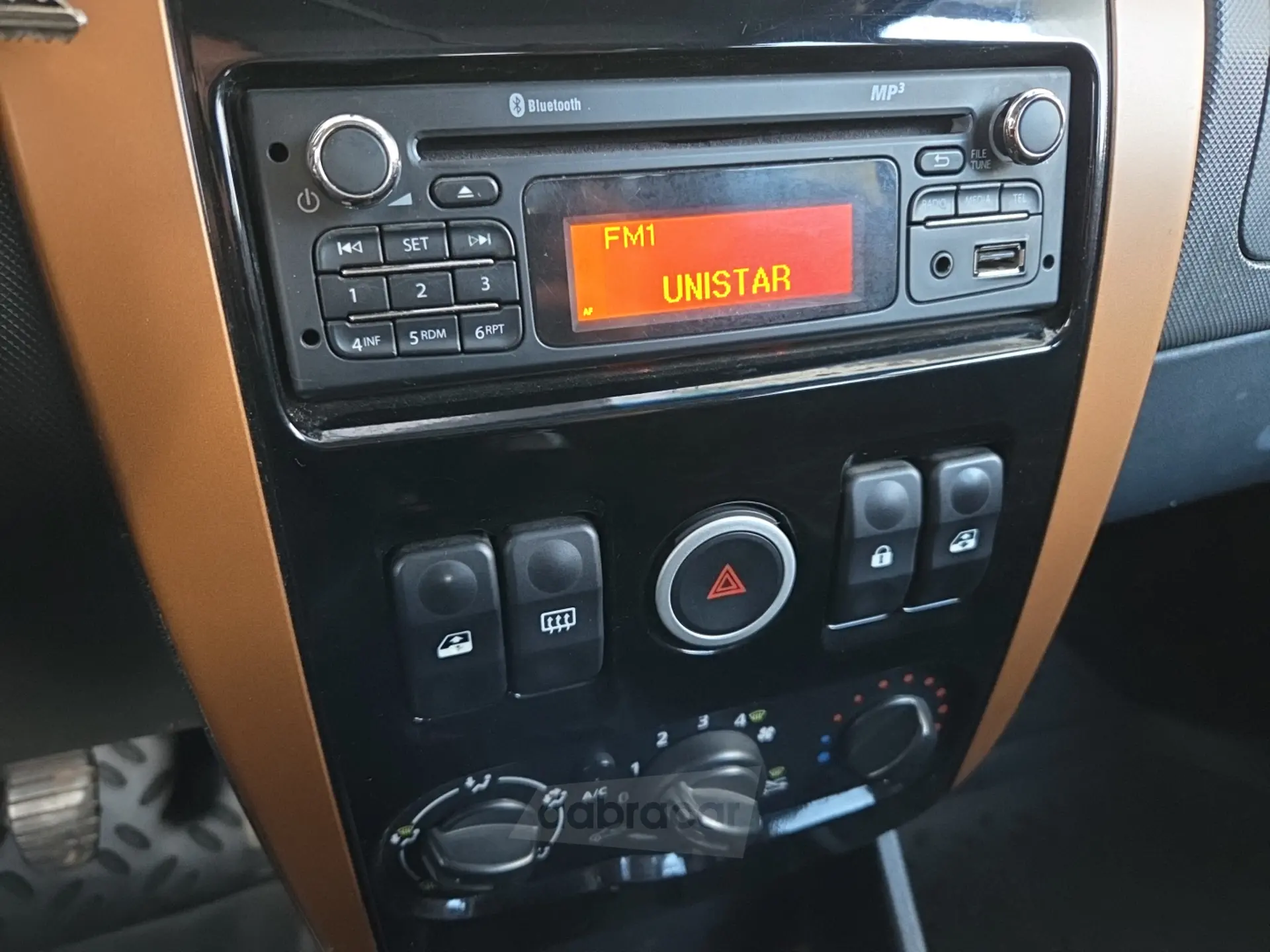  Largus Cross