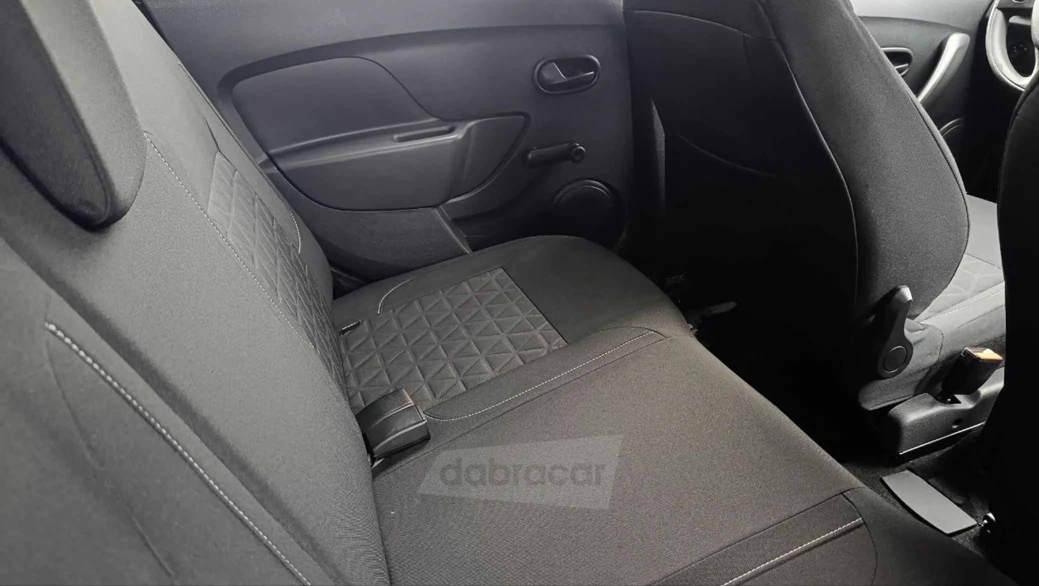  Sandero