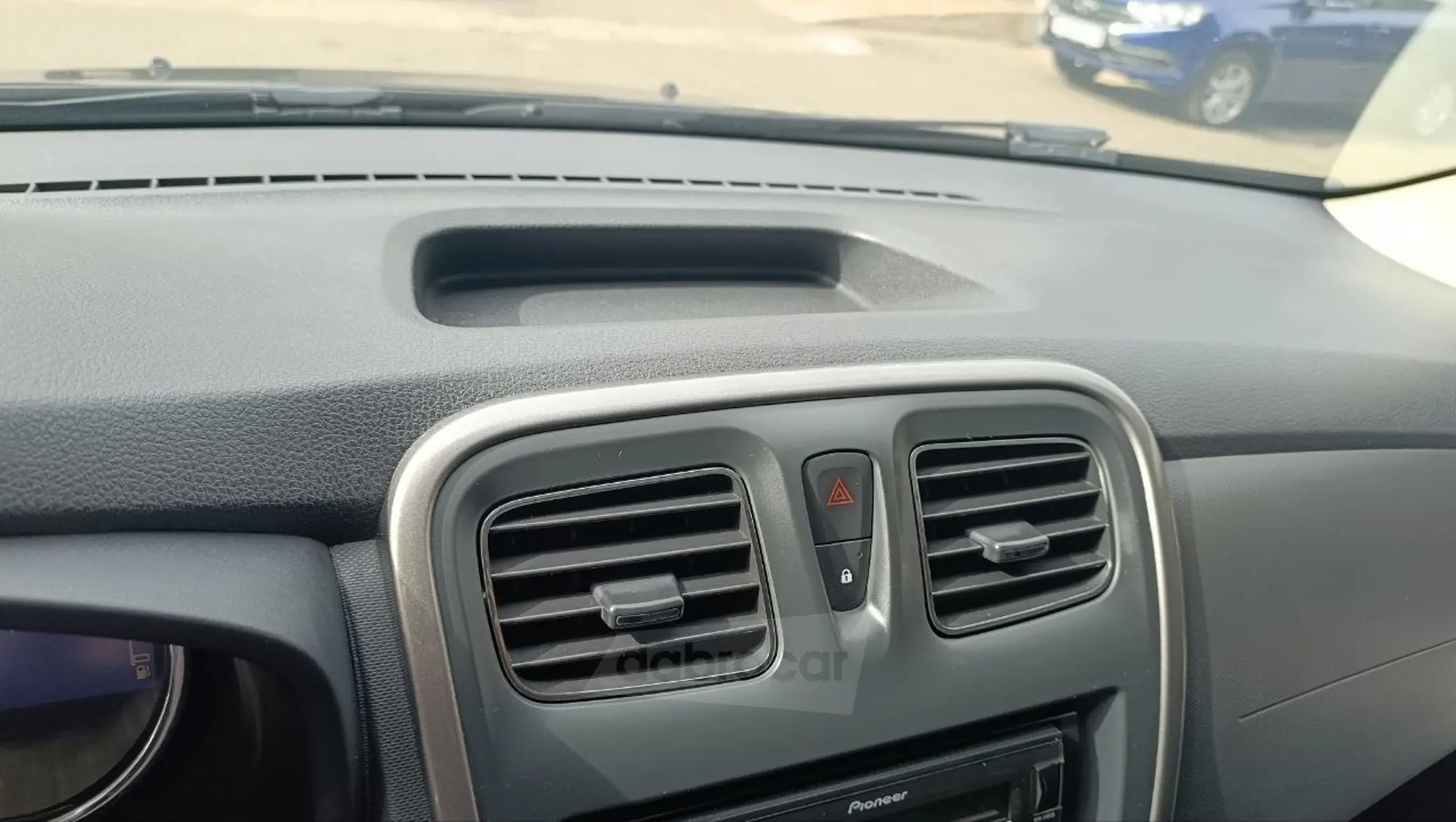 Sandero