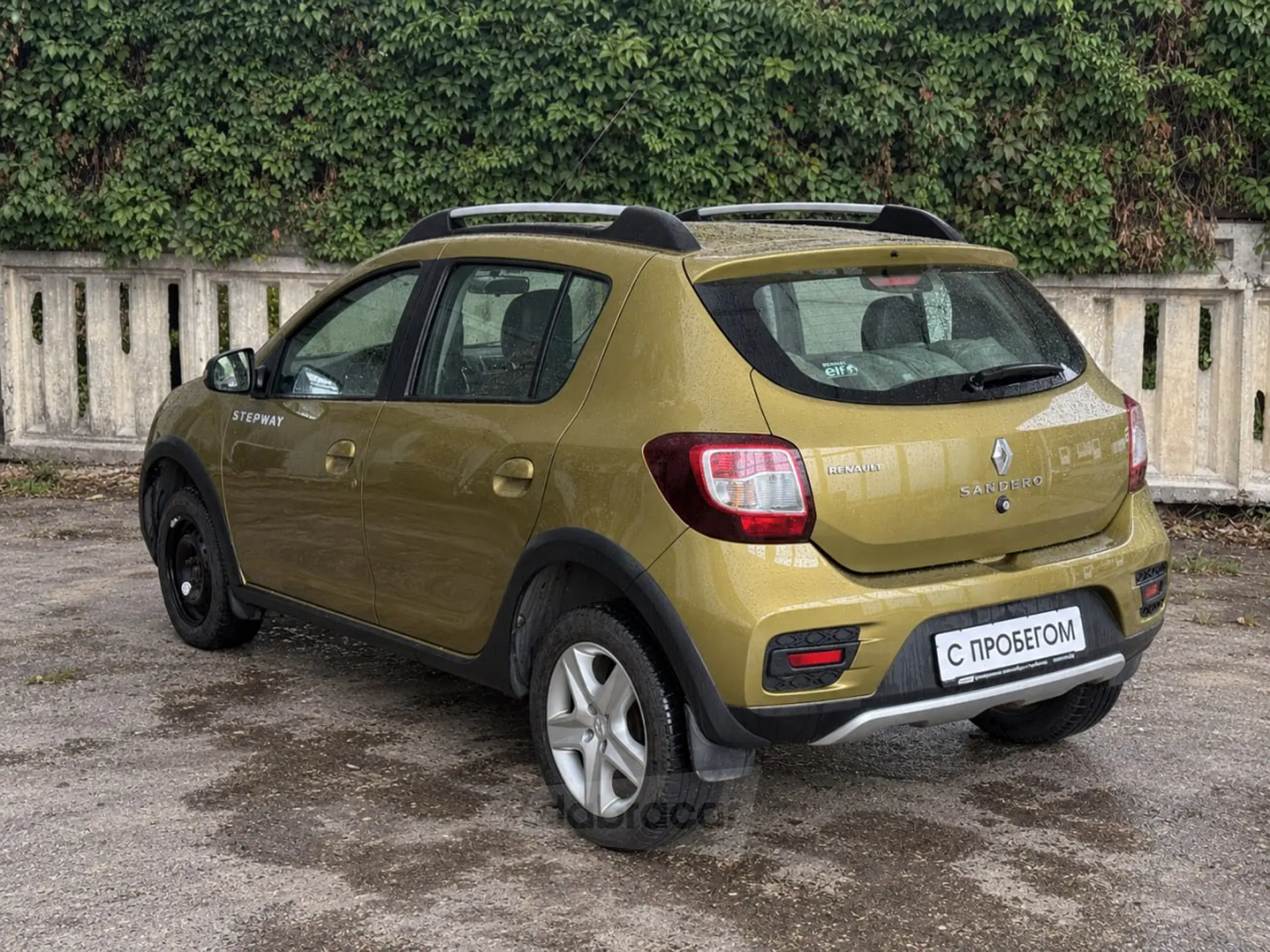 Sandero